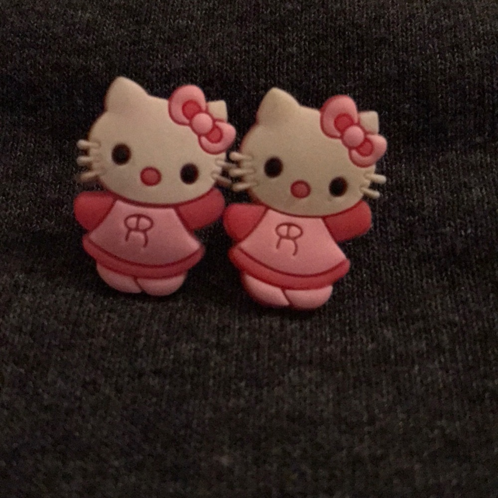 Hello kitty earrings